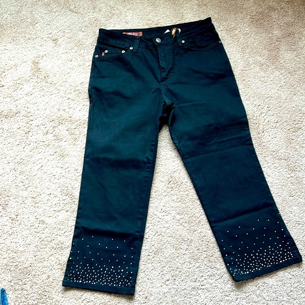 NWT Mu Jeans Embellished Cropped Jeans